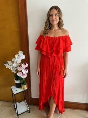 essue One-Shoulder Ruffle Maxi Dress in Red